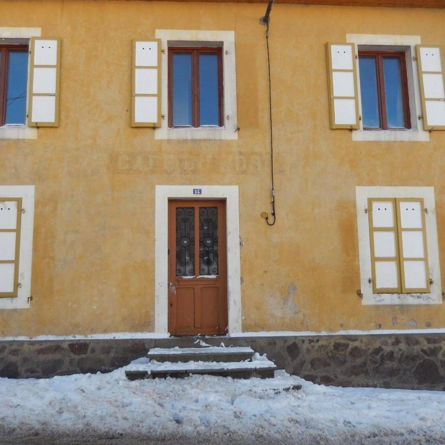 Au Pied Du Gazon Apartamento Saint-Maurice-sur-Moselle Exterior foto